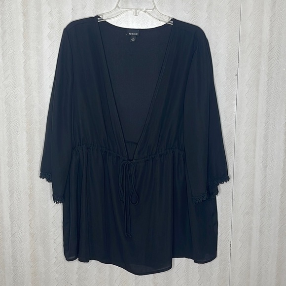 ❤️ 🆕 TORRID Blouse Size 2X - Picture 2 of 5